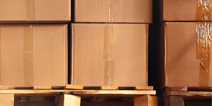 Blog_BoxesOnPallet_900x450