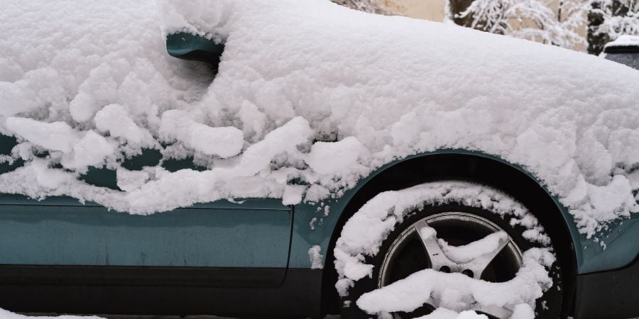 Blog_CarCoveredInSnow_900x450