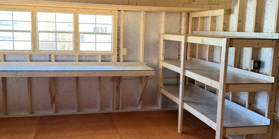 Blog_GarageShelvingAndWorkbench_900x450