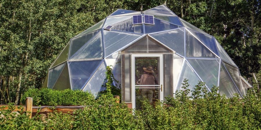 Blog_Geodesic Dome Greenhouse_900x450