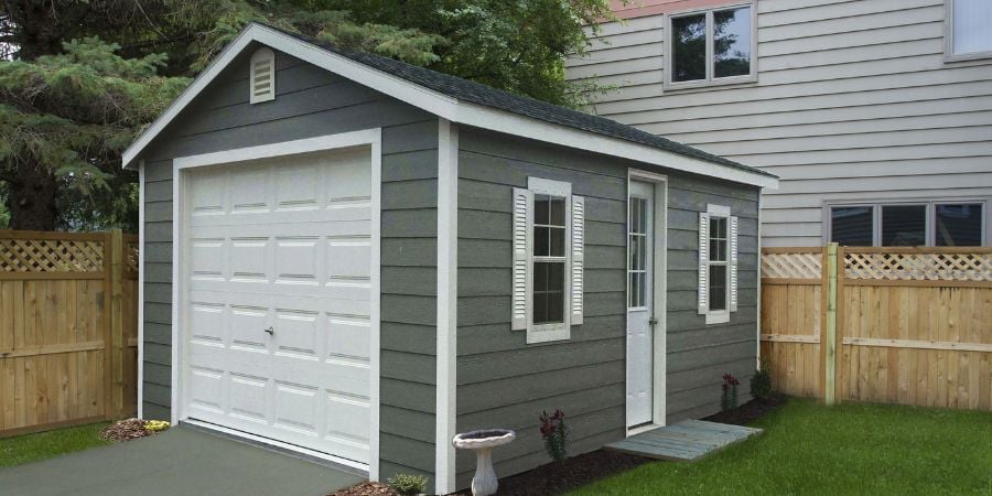 Blog_GreenDetachedGarage_900x450