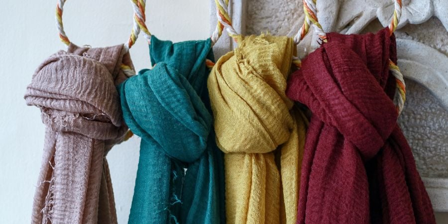 Blog_Scarf Hangers_900x450