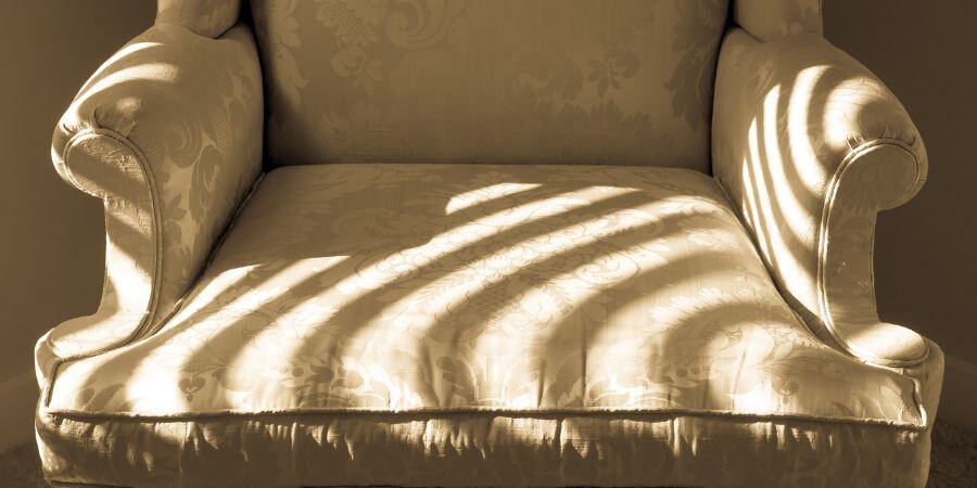 Blog_Upholstered Chair_900x450