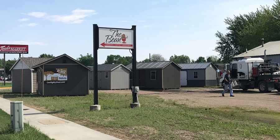 dakota-storage-buildings-luverne-minnesota-shed-display-lot-2