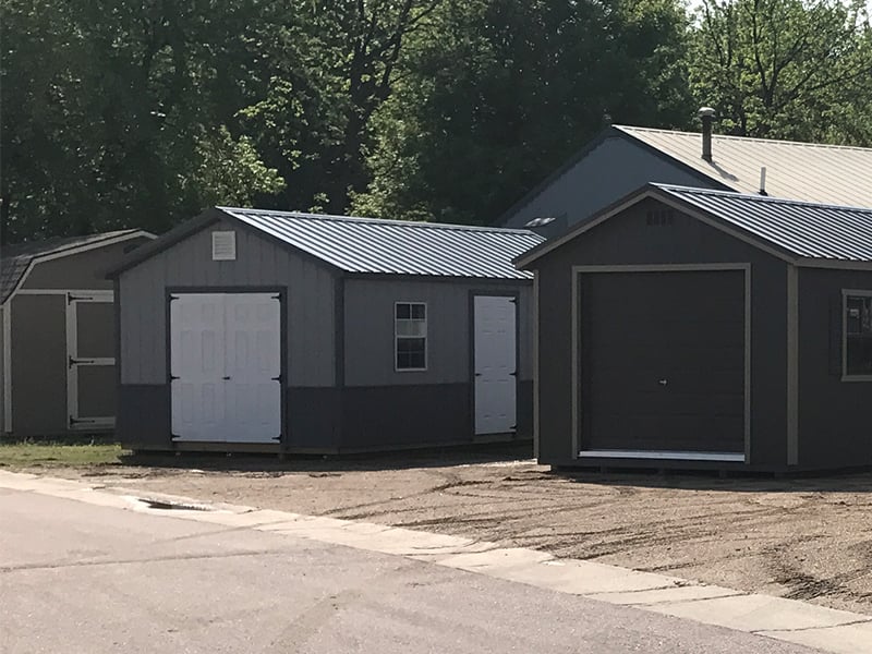 dakota-storage-buildings-luverne-minnesota-shed-display-lot-3