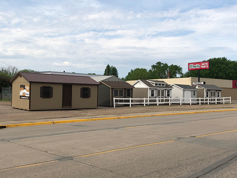 dakota-storage-buildings-redwood-falls-minnesota-shed-display-lot-6