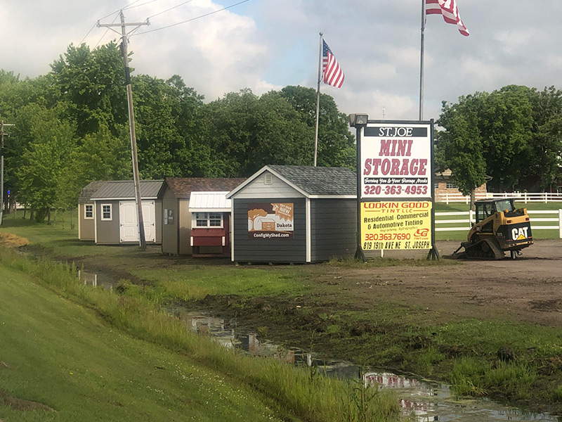 dakota-storage-buildings-st-joseph-minnesota-shed-display-lot-1